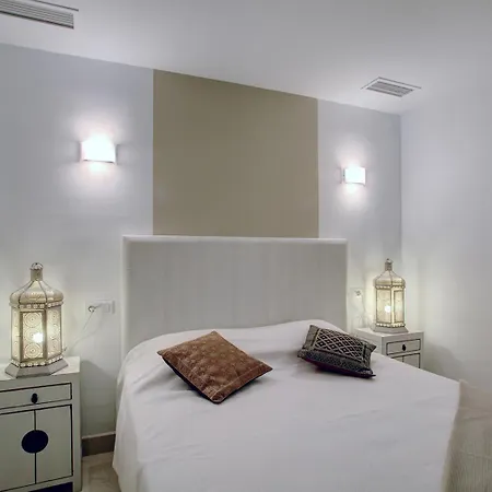 Charming Ground Floor In Elviria Daire Marbella