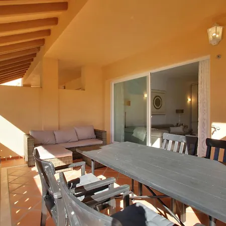 Charming Ground Floor In Elviria 아파트 *