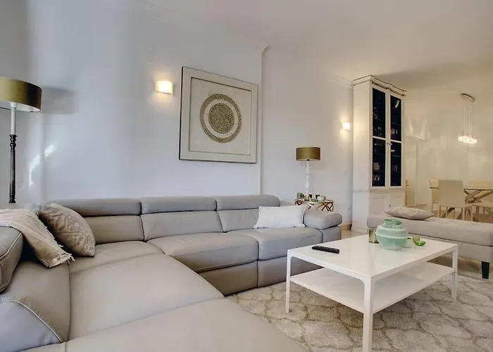Charming Ground Floor In Elviria