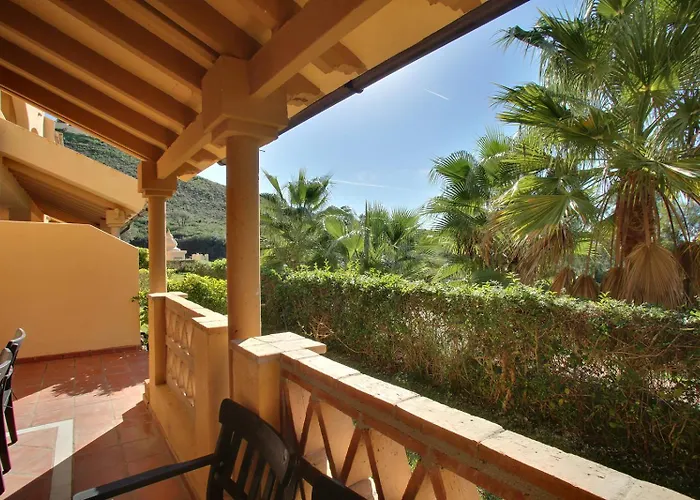 Charming Ground Floor In Elviria Apartment Marbella