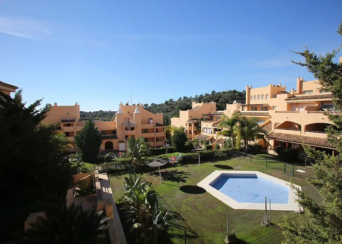 شقة Charming Ground Floor In Elviria ماربيا