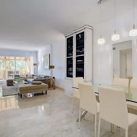 Charming Ground Floor In Elviria Apartamento