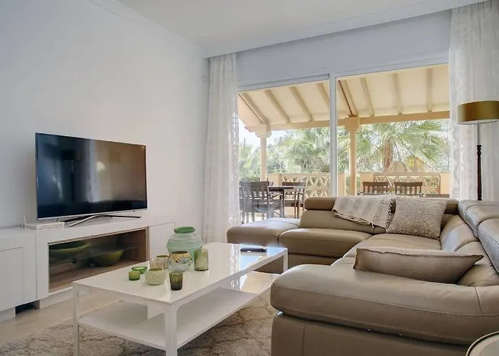 Appartamento Charming Ground Floor In Elviria *